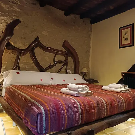 Rustic Oh, Casa Grupos Εξοχικό σπίτι *