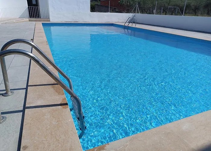 Rustic Oh, Casa Grupos Εξοχικό σπίτι Chert