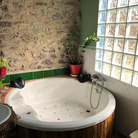 Hétvégi ház Rustic Oh, Casa Completa