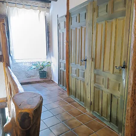 Rustic Oh, Casa Grupos *